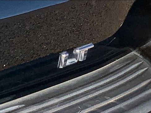 Used 2023 Chevrolet Tahoe LT RWD image 10