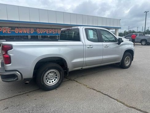 Used 2020 Chevrolet Silverado 1500 W/T RWD image 3