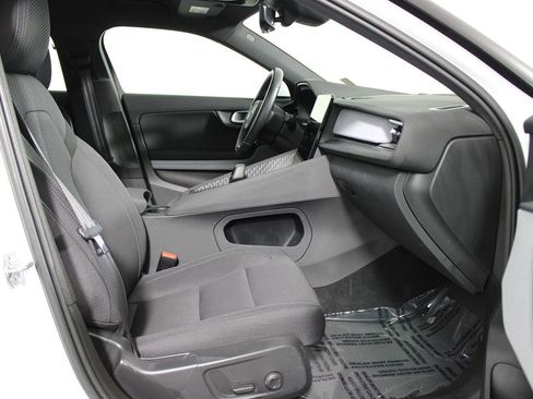 Used 2022 Polestar Polestar 2 image 12