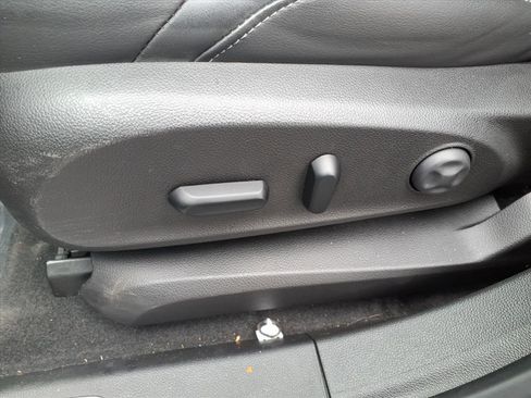 Used 2019 Buick Envision Premium image 26