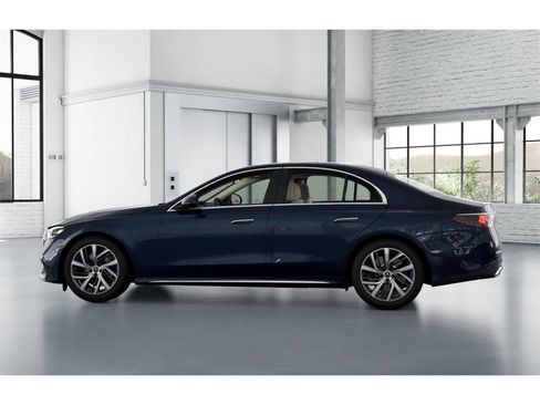 New 2026 Mercedes-Benz E 450 4MATIC Sedan image 33