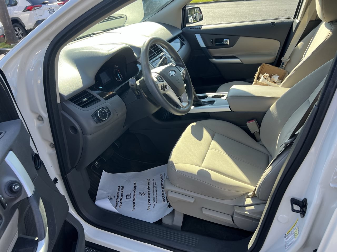 Used 2013 Ford Edge SE FWD image 16