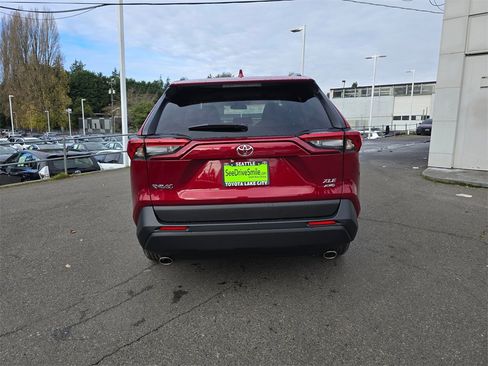 New 2025 Toyota RAV4 XLE image 6