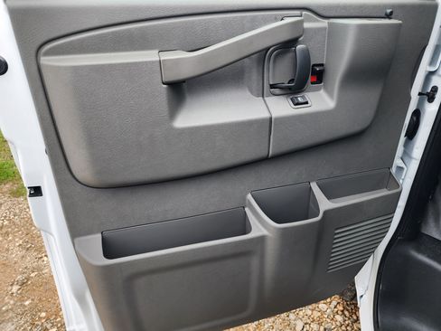 New 2025 Chevrolet Express 3500 w/ Power Convenience Package image 24