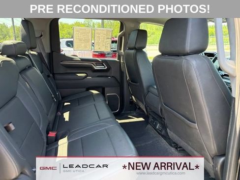 Used 2023 GMC Sierra 1500 SLT w/ X31 Off-Road Package AWD/4WD image 13