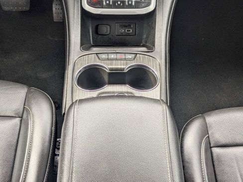 Used 2023 GMC Acadia SLT AWD/4WD image 20