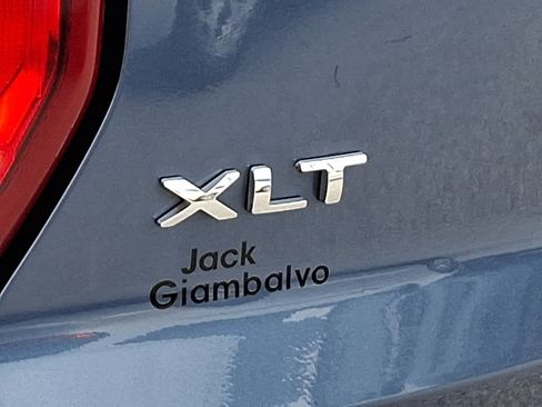 Used 2018 Ford Explorer XLT w/ Equipment Group 202A image 31