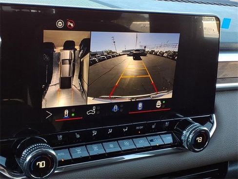 New 2026 GMC Canyon Denali image 9