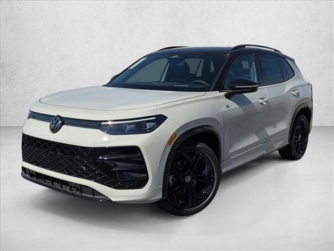 New 2026 Volkswagen Tiguan SE R-Line FWD image 1