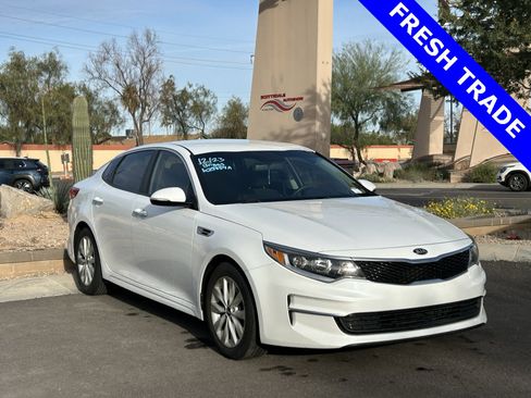 Used 2018 Kia Optima LX w/ 17" Alloy Wheels Package image 1