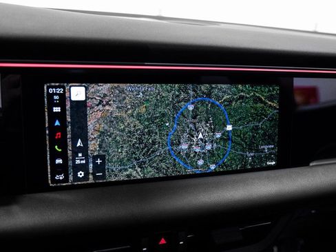 Used 2024 Porsche Macan 4 Electric image 27