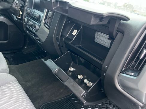 Used 2018 Chevrolet Silverado 2500 LT w/ LT Fleet Convenience Package image 20