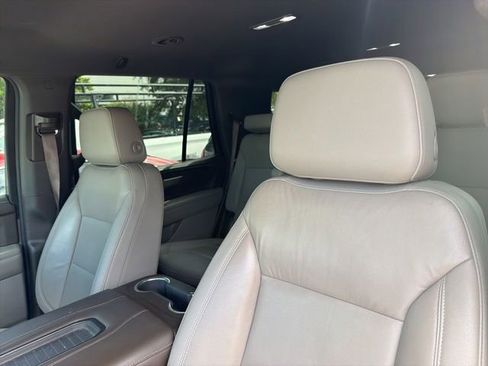 Used 2021 Chevrolet Tahoe LT AWD/4WD image 18