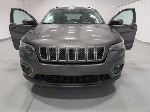 Used 2020 Jeep Cherokee Latitude Plus w/ Cold Weather Group image 12