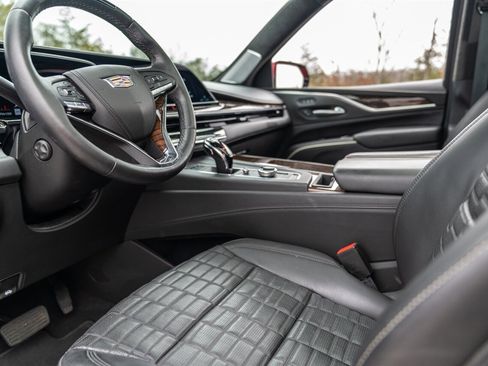 Used 2023 Cadillac Escalade Premium Luxury Platinum image 95