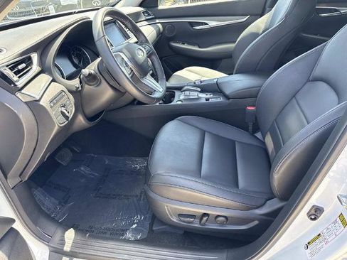 Certified 2025 INFINITI QX50 Pure AWD/4WD image 15