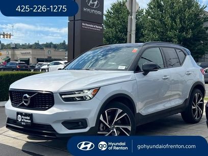 Used 2020 Volvo XC40 T5 R-Design