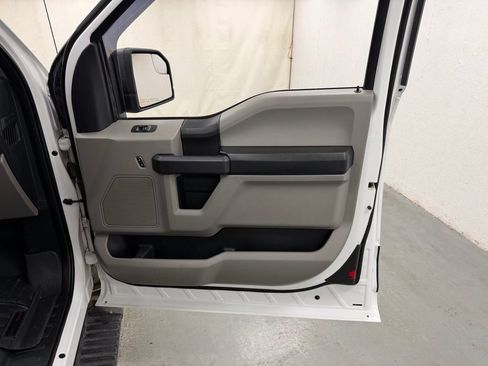 Used 2015 Ford F150 XL w/ Equipment Group 101A Mid AWD/4WD image 8