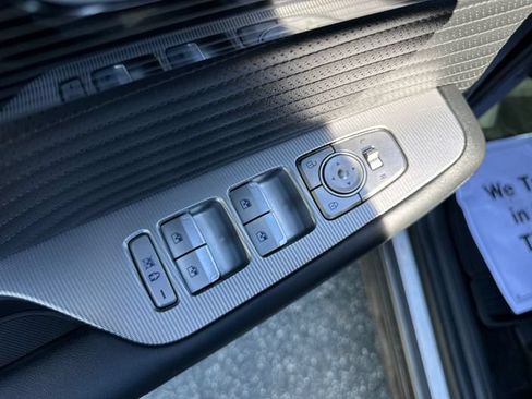 Certified 2024 Hyundai Palisade Calligraphy AWD/4WD image 11