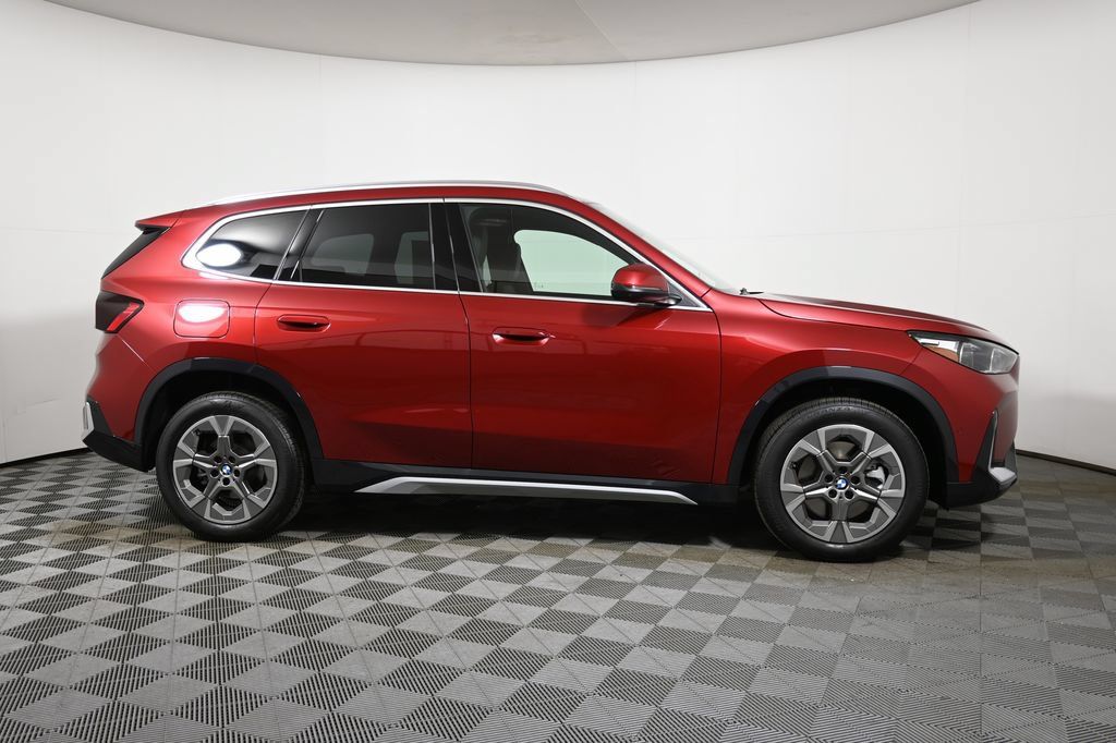 Used 2026 BMW X1 xDrive28i w/ Technology Package AWD/4WD image 8