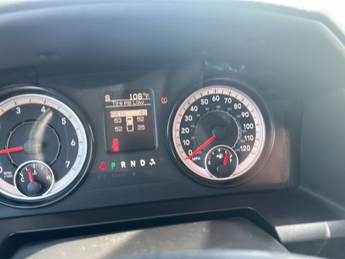 Used 2017 RAM 1500 Tradesman RWD image 14