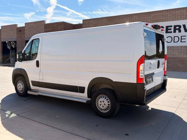 Used 2025 RAM ProMaster 2500 w/ U-Haul Equipment Group FWD image 10