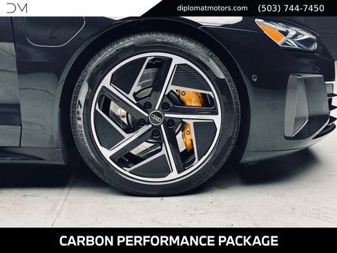 Used 2023 Audi RS e-tron GT w/ Carbon Performance Package AWD/4WD image 40