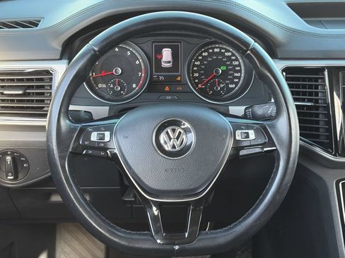Used 2018 Volkswagen Atlas SEL AWD/4WD image 21