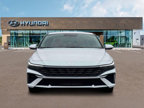 New 2026 Hyundai Elantra SE FWD image 12