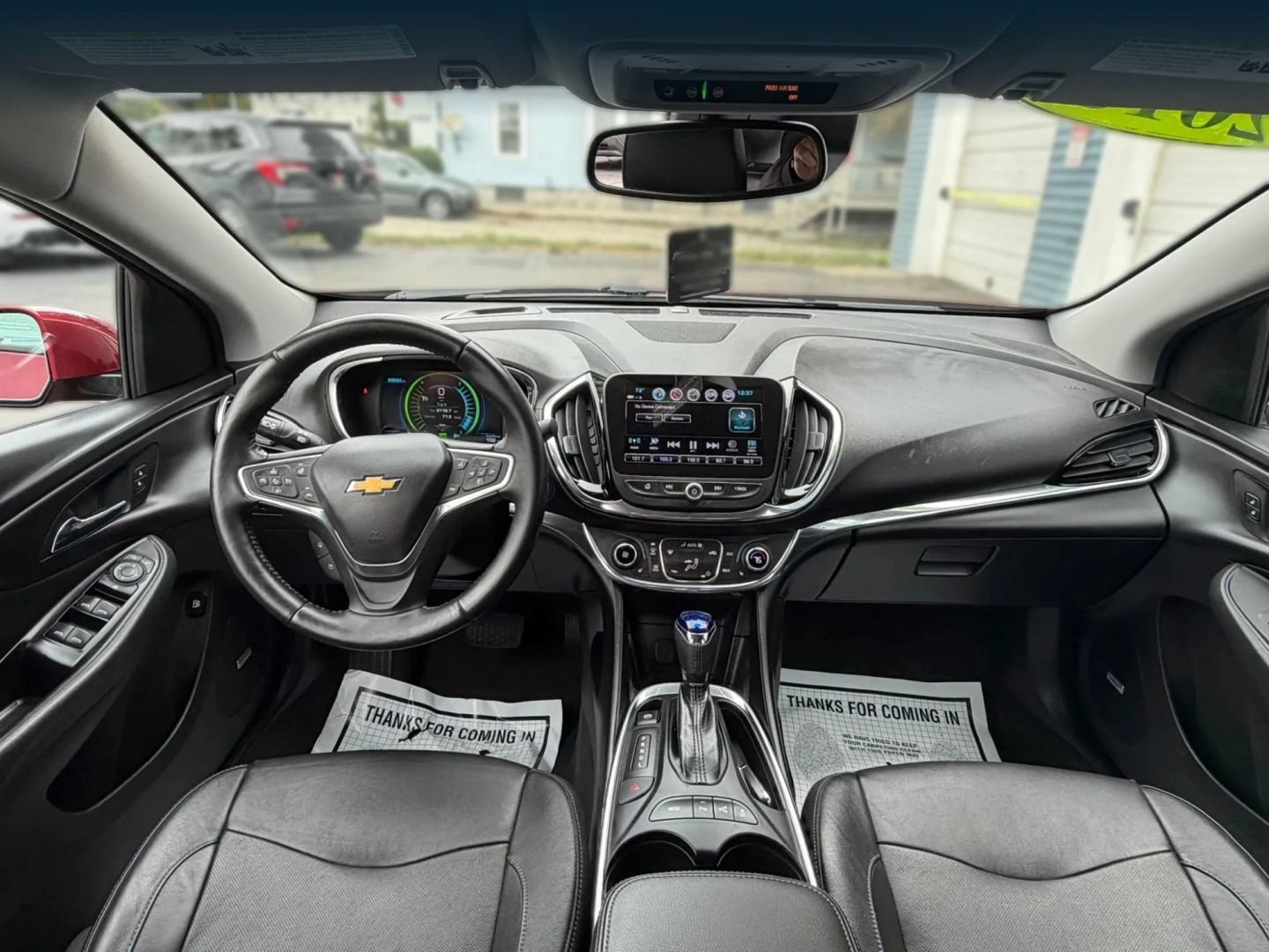 Used 2018 Chevrolet Volt Premier w/ Driver Confidence Package FWD image 16