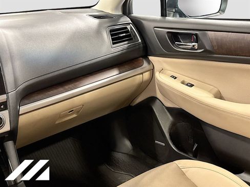 Used 2017 Subaru Outback 2.5i Limited AWD/4WD image 26