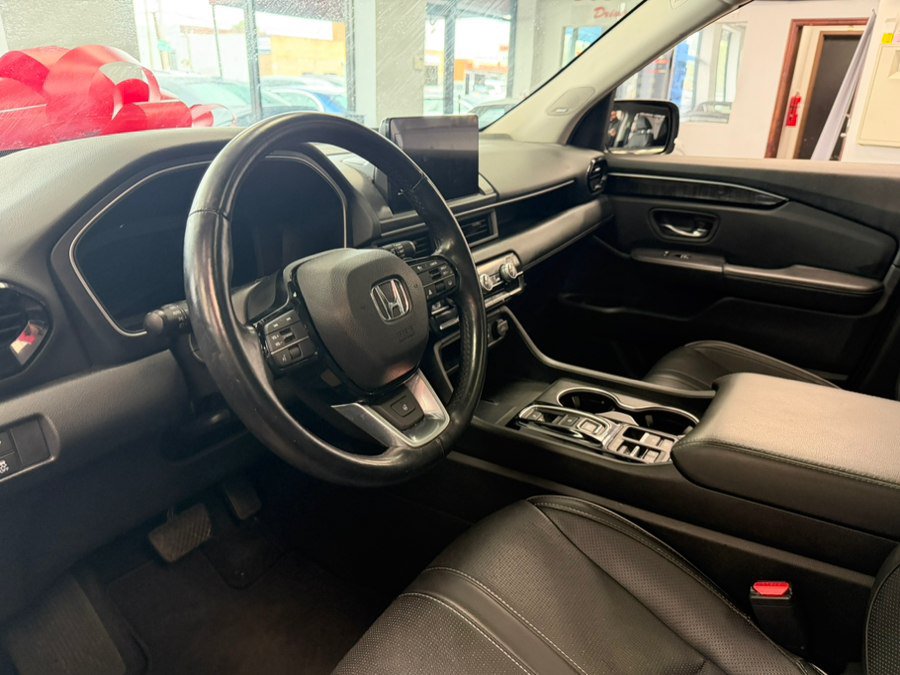 Used 2023 Honda Pilot Elite image 24