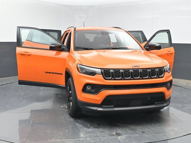 Used 2026 Jeep Compass Latitude AWD/4WD image 52