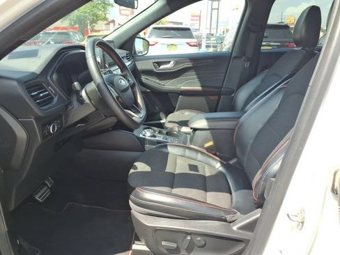 Used 2023 Ford Escape ST-Line FWD image 21