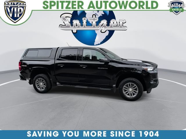 Used 2023 Chevrolet Colorado LT w/ LT Convenience Package II AWD/4WD image 2
