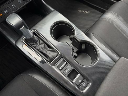 Certified 2025 Honda Civic Sport image 28