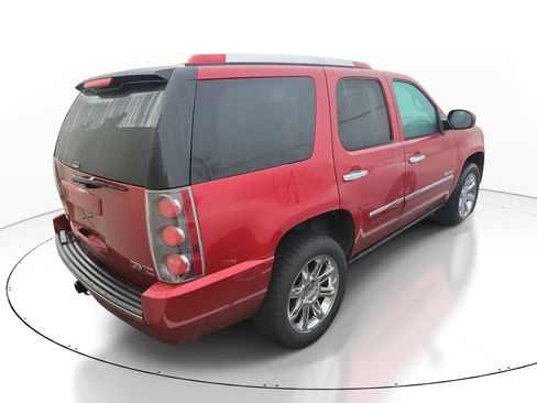 Used 2013 GMC Yukon Denali image 9