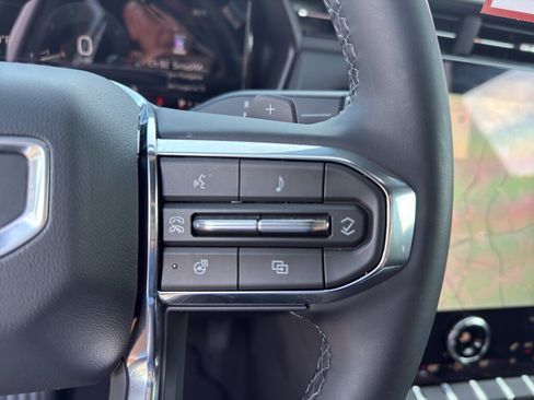 New 2026 GMC Terrain Elevation w/ Elevation Premium Package AWD/4WD image 15