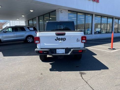 Used 2021 Jeep Gladiator Sport AWD/4WD image 7