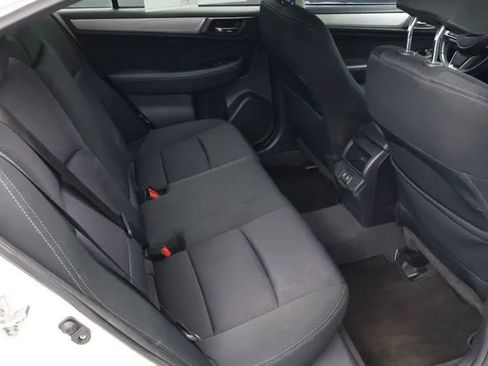 Used 2019 Subaru Legacy 2.5i Premium AWD/4WD image 18