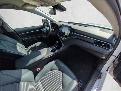 Used 2024 Toyota Camry SE w/ Convenience Package FWD image 17