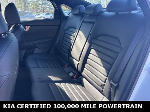 Used 2023 Kia Forte GT-Line w/ GT-Line Premium Package image 12