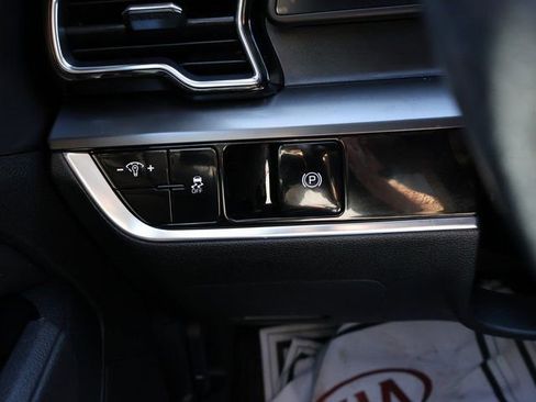 Used 2023 Kia Sportage EX image 38