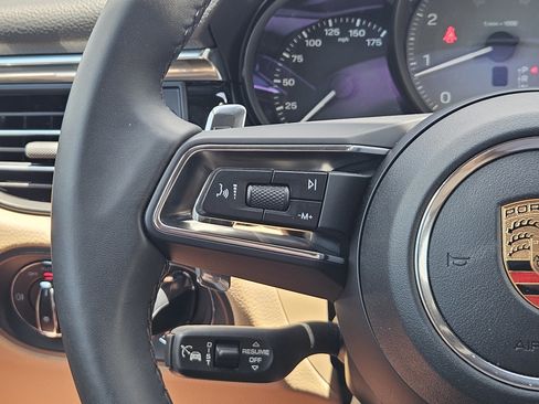 Certified 2026 Porsche Macan S AWD/4WD image 26
