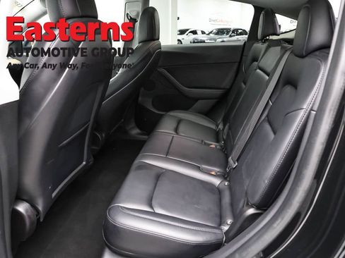 Used 2021 Tesla Model Y Long Range AWD/4WD image 16