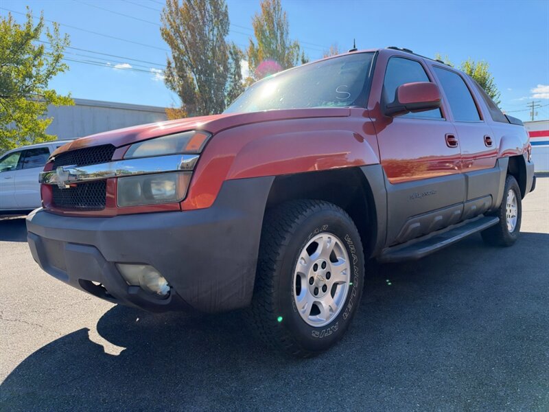 Used 2003 Chevrolet Avalanche 4x4 w/ Suspension Package, Off-Road image 7