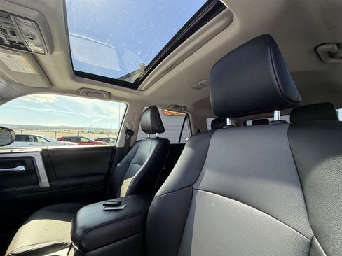 Used 2024 Toyota 4Runner SR5 Premium w/ Moonroof Package AWD/4WD image 22