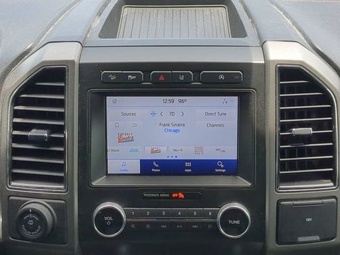 Used 2021 Ford Expedition XLT w/ FX4 Off-Road Package AWD/4WD image 21