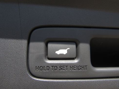 Certified 2025 Acura ADX A-Spec image 15