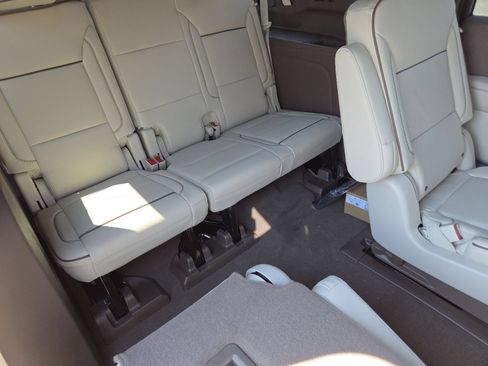 New 2026 GMC Yukon XL Denali w/ Denali Reserve Package AWD/4WD image 27